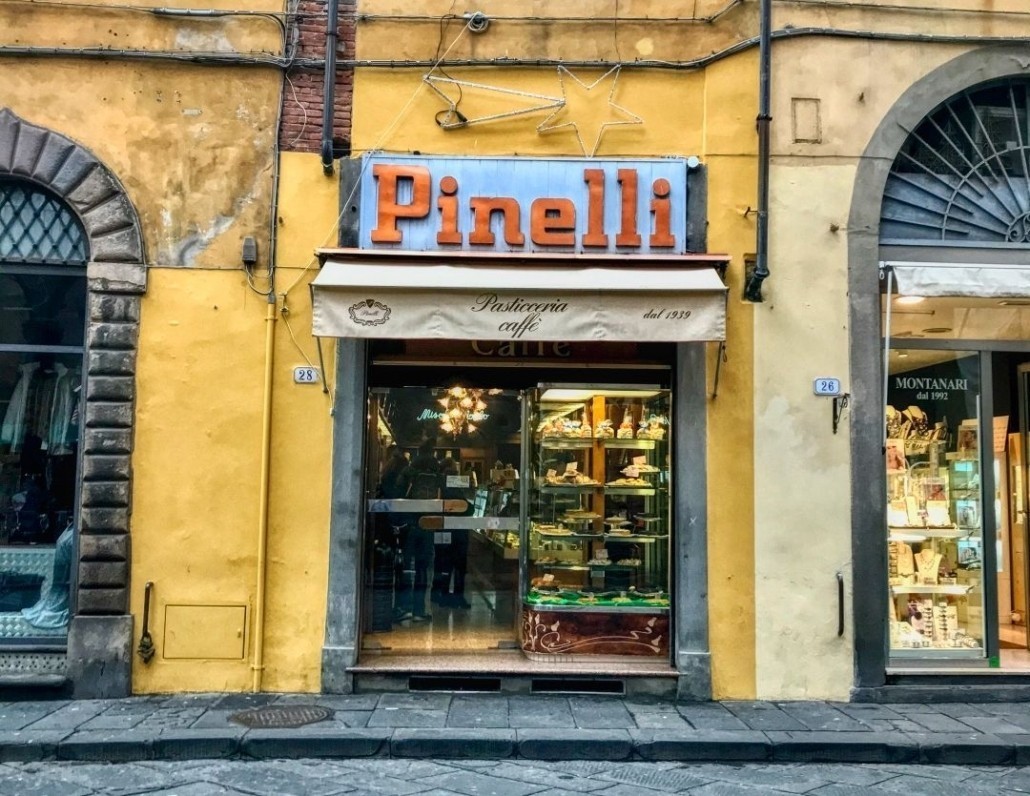 caffè pasticceria pinelli a Lucca