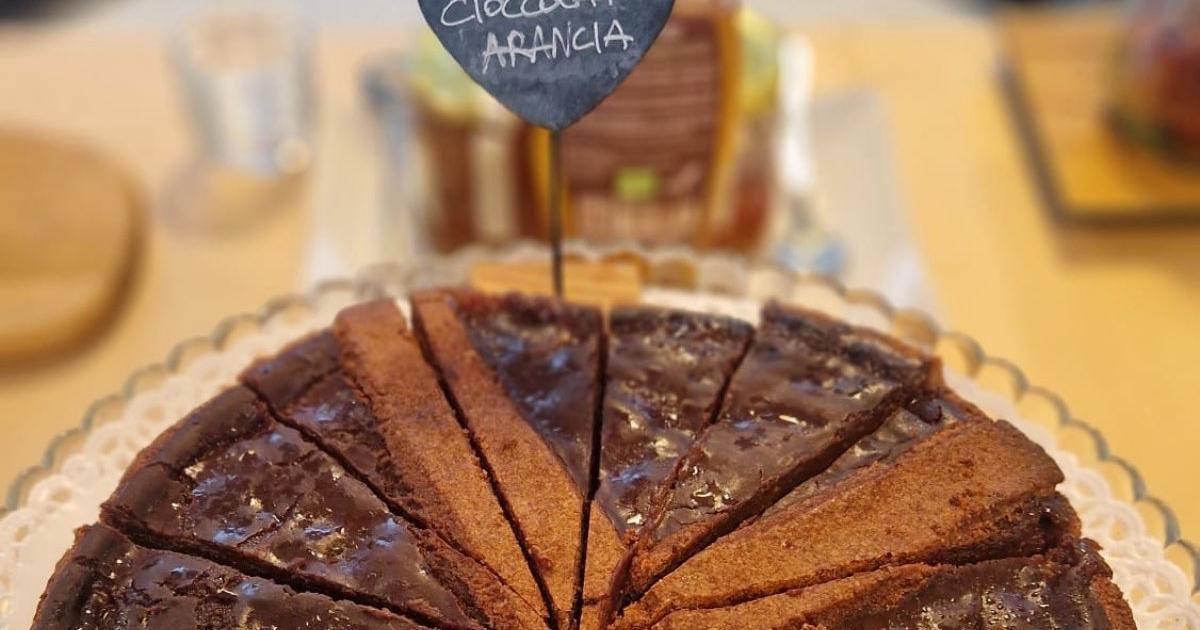 Crostata ciccolato e arancia fatta in casa da Marta Petit Hotel Crostata ciccolato e arancia fatta in casa da Marta Petit Hotel