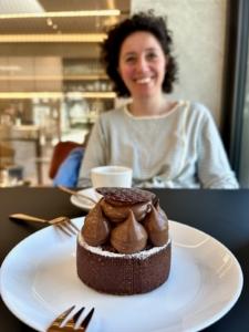 Marta happy all'Atelier di Damiano Carrara a Lucca