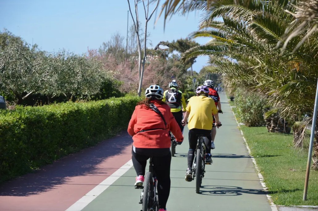 Mit dem E-Bike unterwegs nach Forte dei Marmi Route 1 der E-Bike-Tour: auf dem Küstenradweg nach Forte dei Marmi